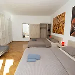 Gostinjska kuća Viva 3*